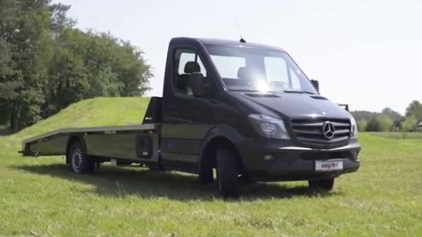 Pila salon kosmetyczny brwi