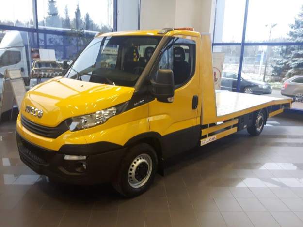 Pila salon kosmetyczny brwi